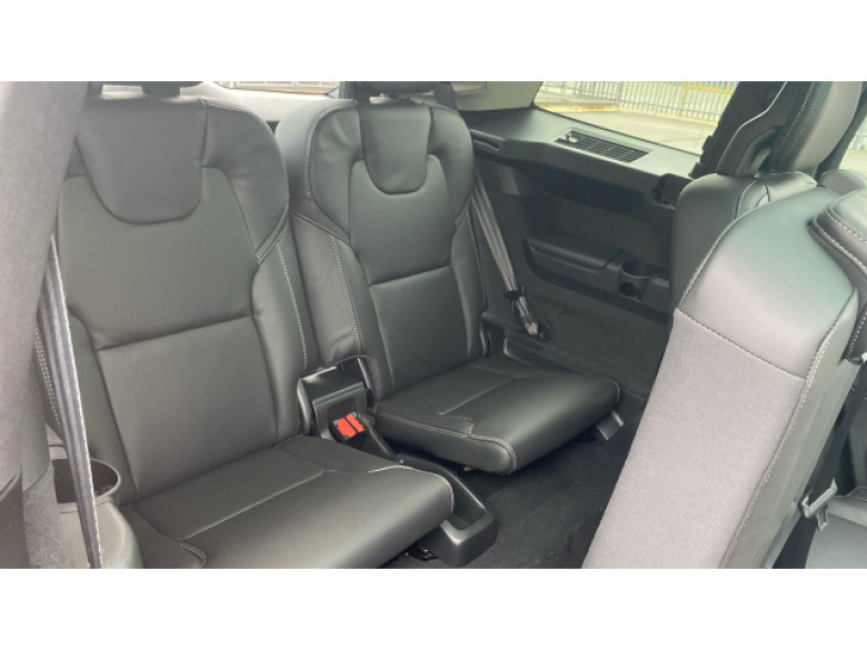 Volvo XC90 2.0 B5P Ultra Dark 5dr AWD Geartronic Petrol Estate